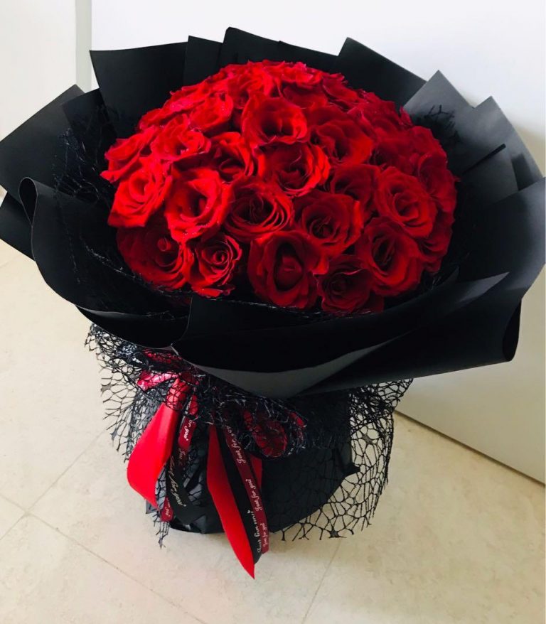 The Roses Bouquet Singapore Area Price Pirate